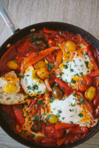 Saucy eggs with peppers and ‘nduja